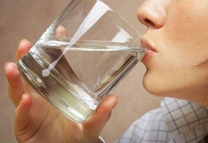 養(yǎng)成主動(dòng)喝水習(xí)慣 有利身體健康