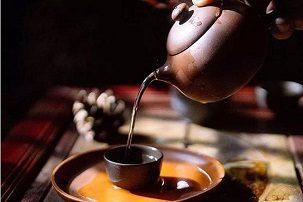 木論思泉：好水泡出好茶來(lái)